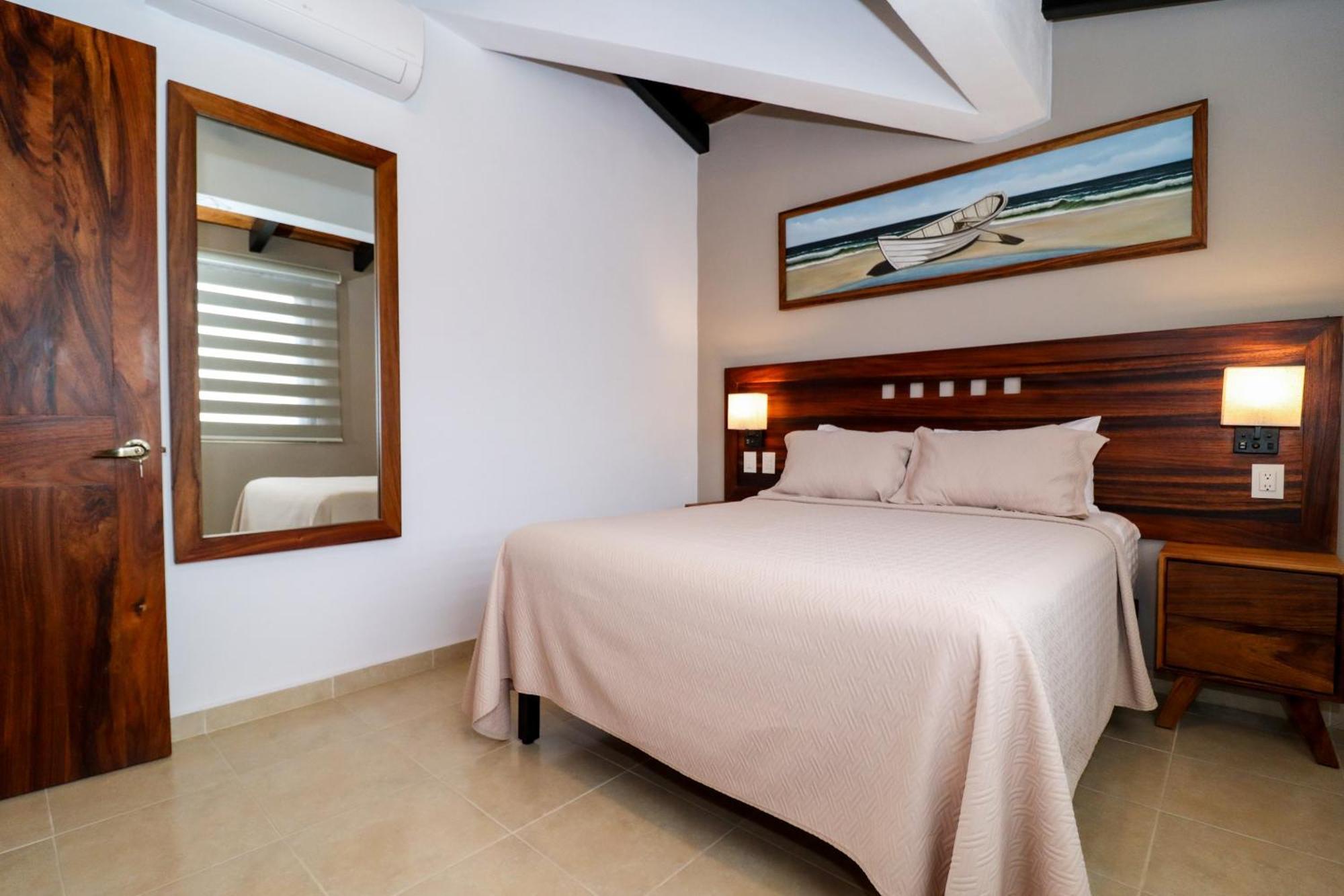 River Park Hotel Puerto Vallarta Exteriör bild