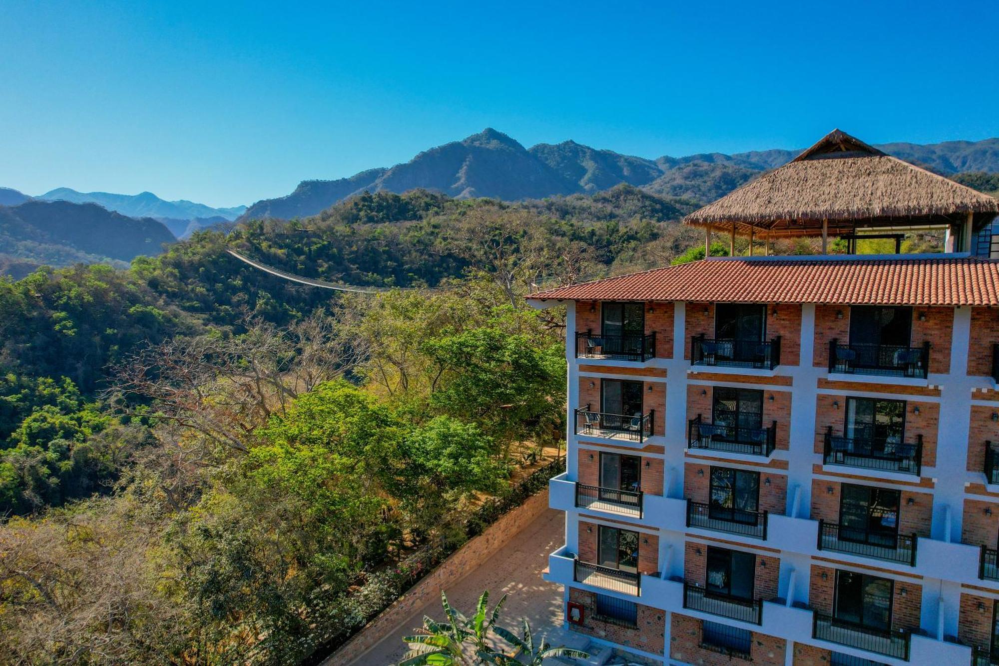 River Park Hotel Puerto Vallarta Exteriör bild