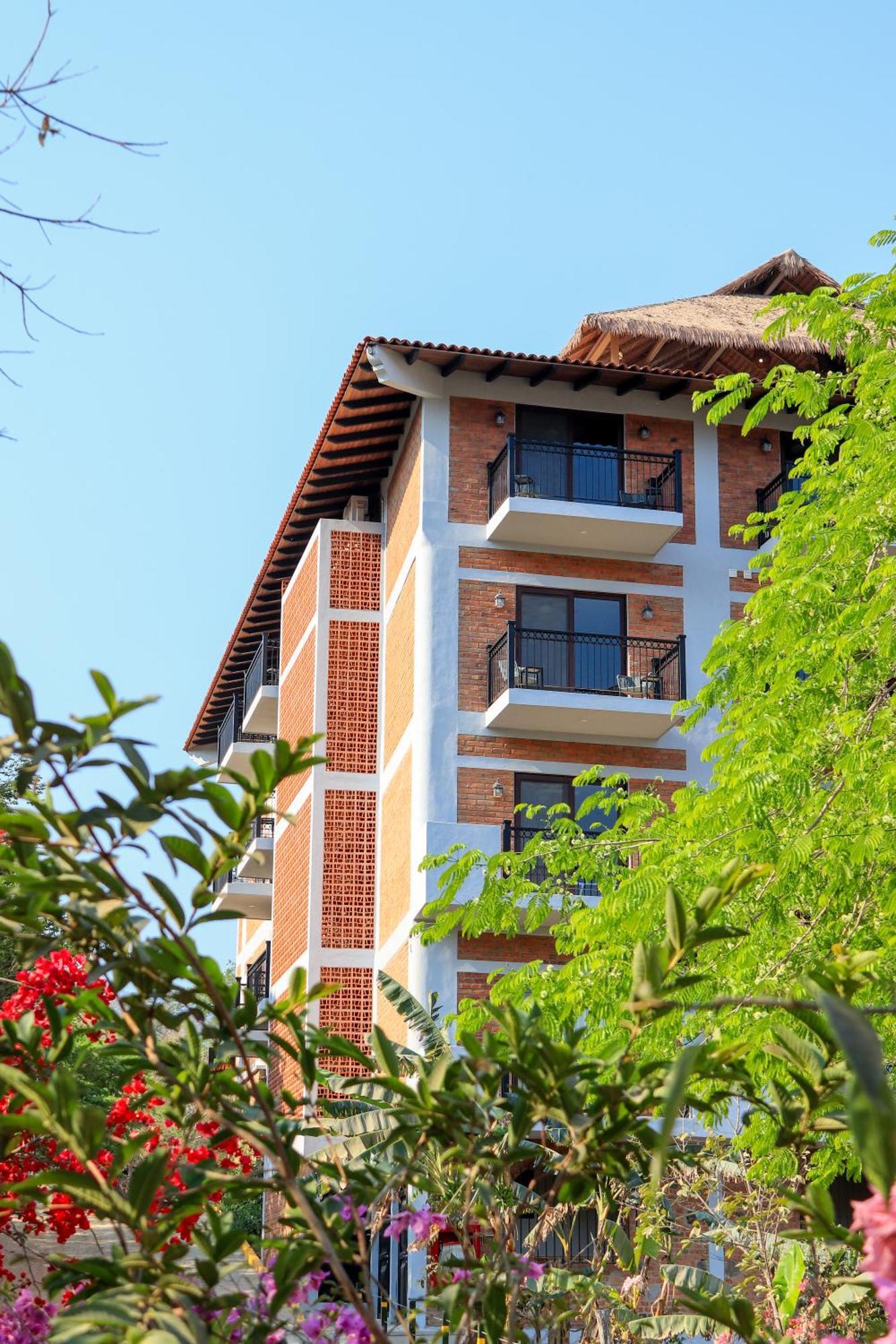 River Park Hotel Puerto Vallarta Exteriör bild
