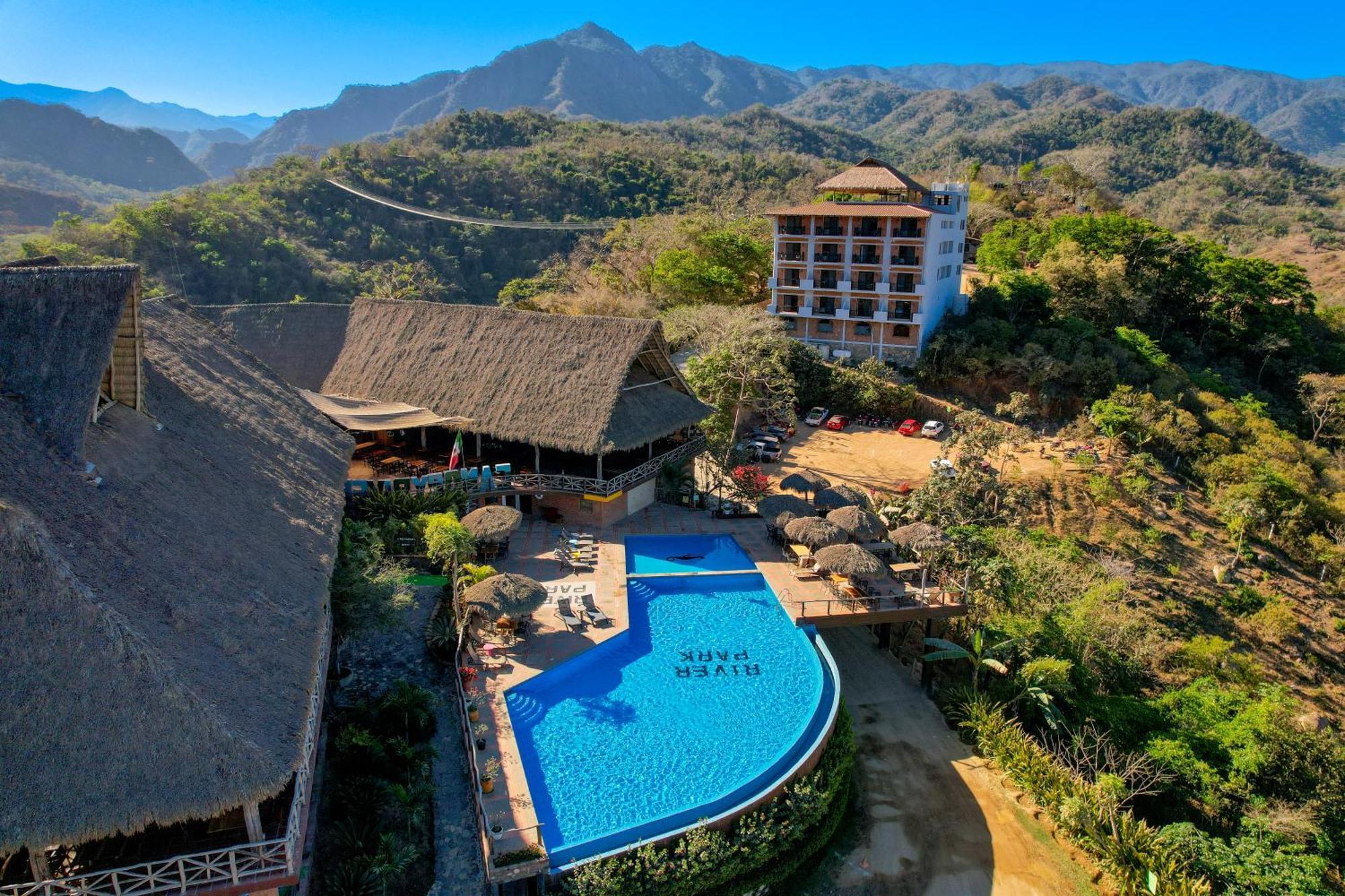 River Park Hotel Puerto Vallarta Exteriör bild